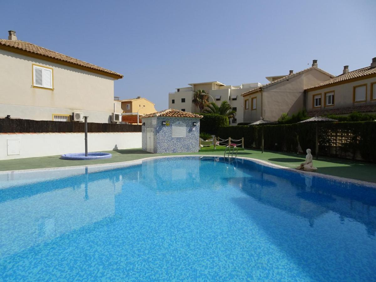 La Playa Oliva - Casa 20 Alquiler Solo Familias Lägenhet Exteriör bild